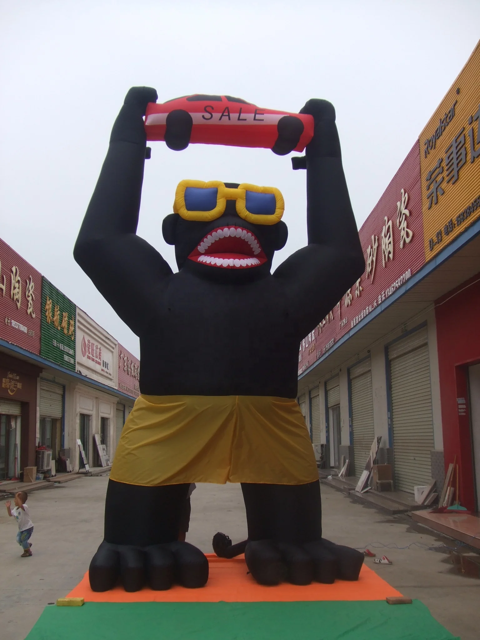 Inflatable gorilla advertising model factory customized inflatable model