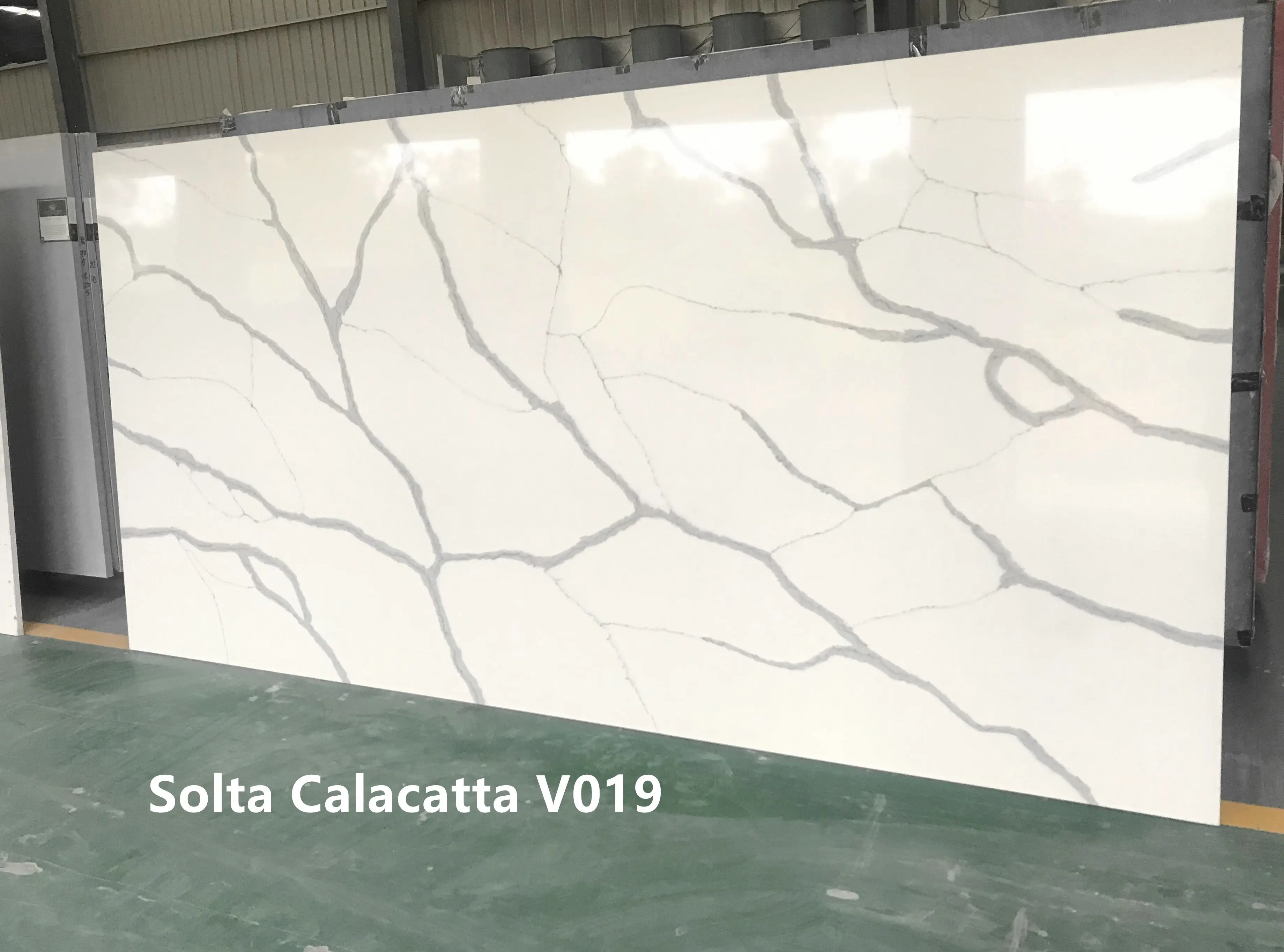 Solta Calacatta V019_