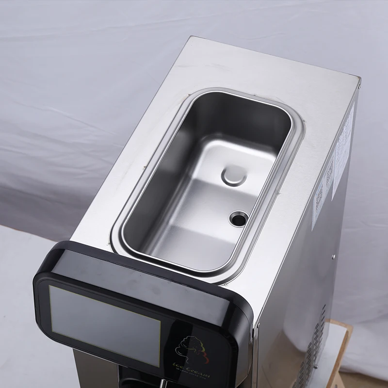 Commercial ice cream machine soft serve ice cream machine