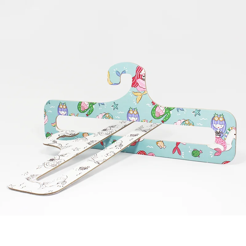 Eco-friendly paper coat cardboard rattan hanger