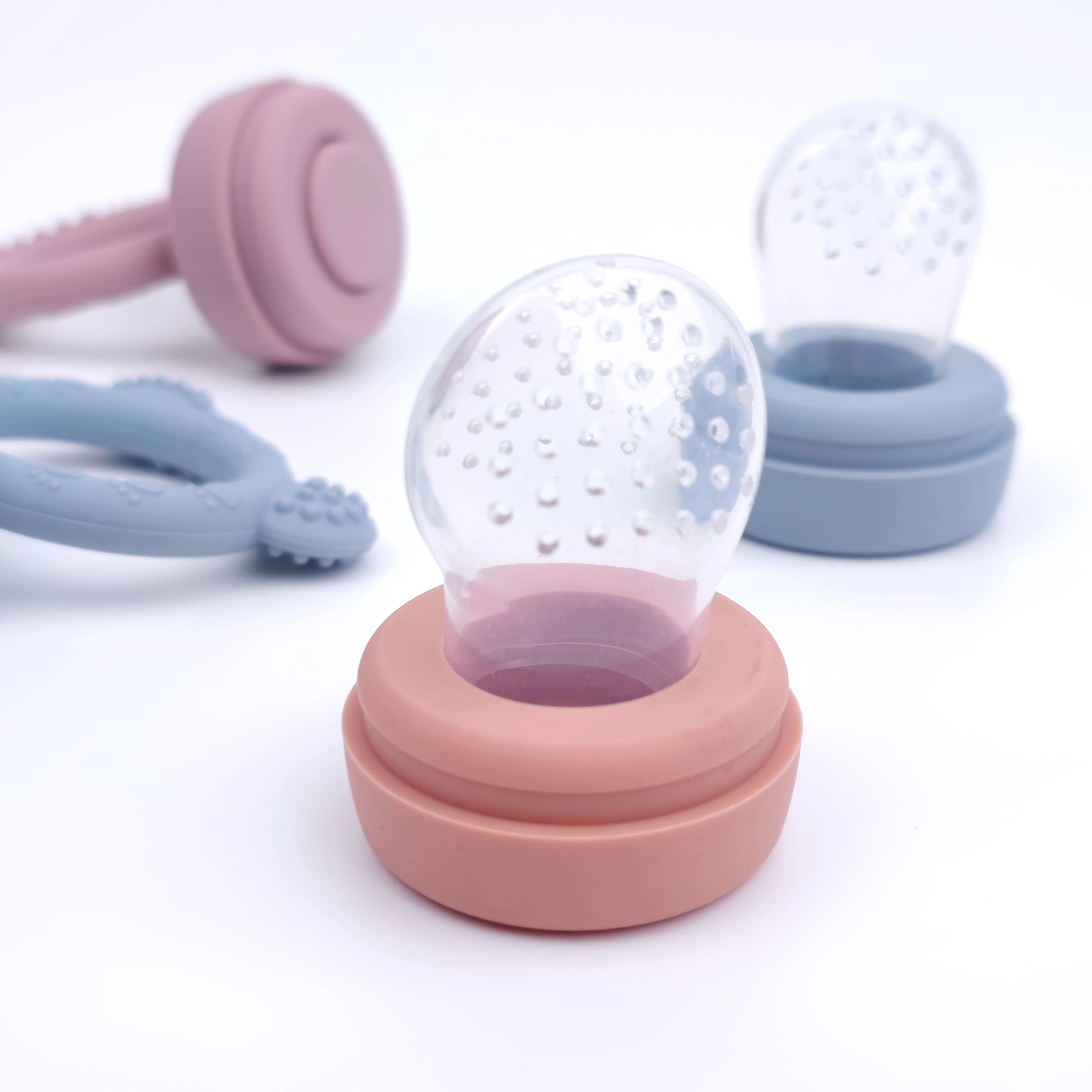 Bear Design Baby Feeding Fresh Food Feeder Bite Toddler Fruit Pacifier Silicone Teething Toy For Baby