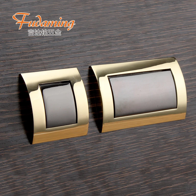 Золотой маленький встряхивание цинковый сплав Материал подходит для гардероба в ящике