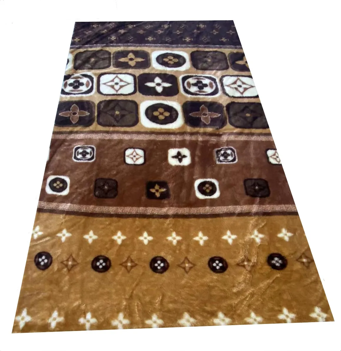 Short Plush Fabric Polyester Knitted Home Textile Single Side Pv Plush fleece Fabric For Toy And Four Piece Bed Set