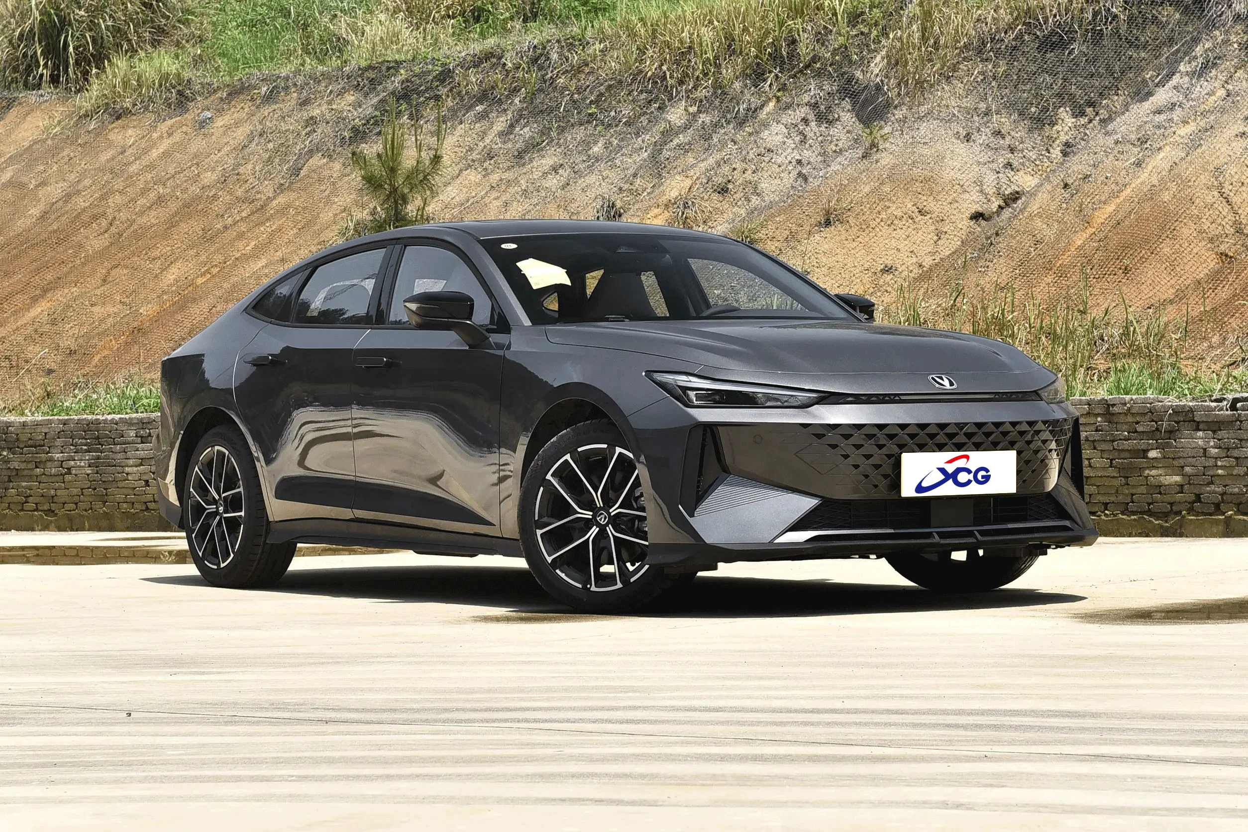 Changan car trade гибридная колесная база 2750 5 мест 1.5L 170PS 110PS plug-in hybrid IDD UNI-V changan