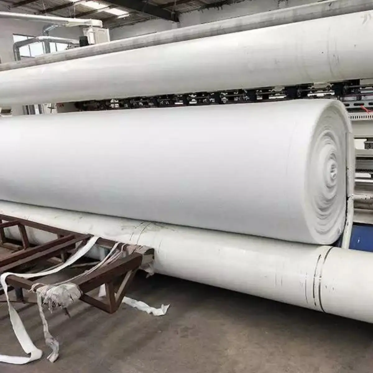 300GSM Pet Long Fiber Geotextile Applying in The Road Constructions
