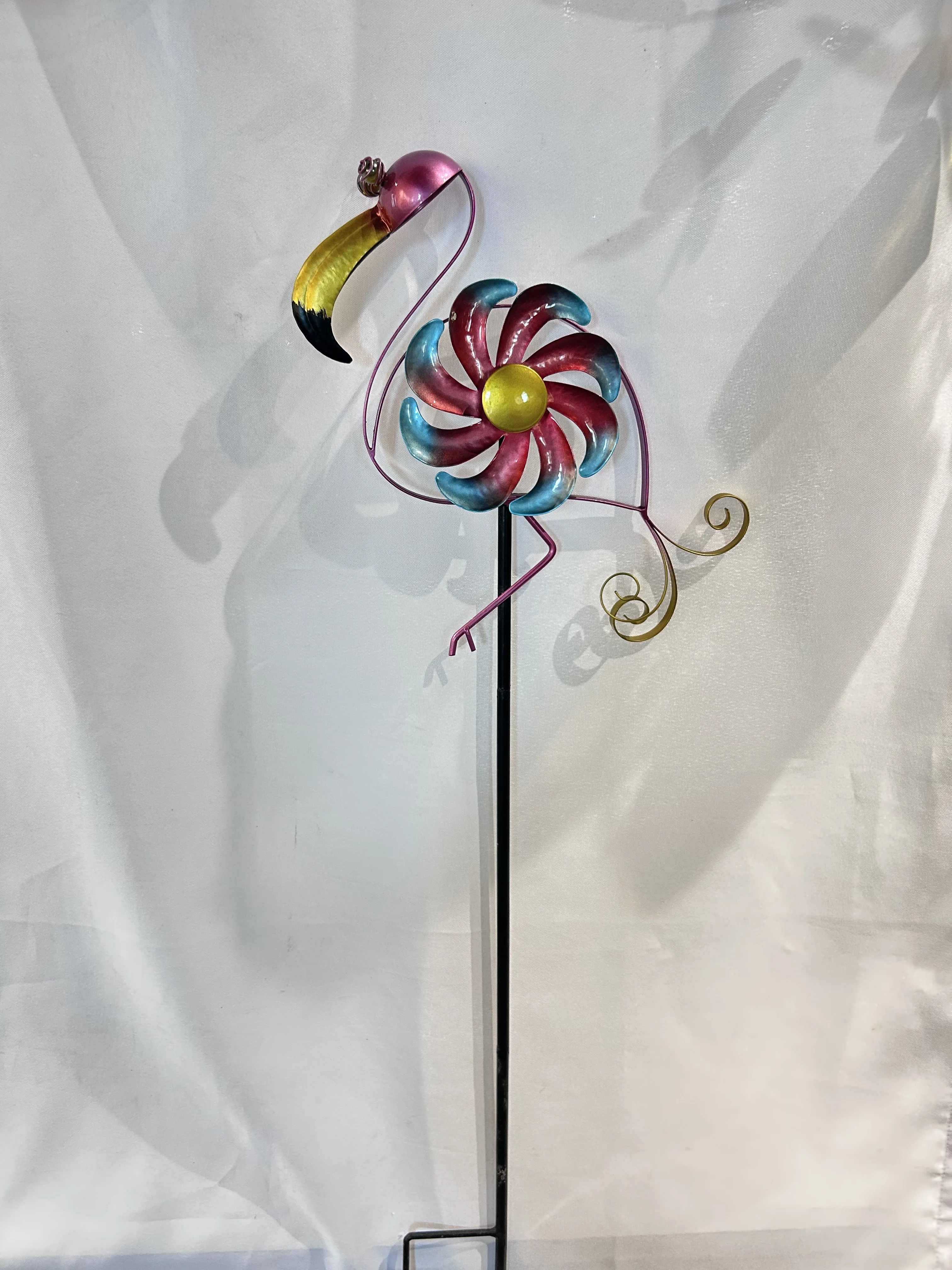 Wholesale customized gifts pink metal iron backyard flamingo fairy easy installation garden stakes birds yard flamingo products