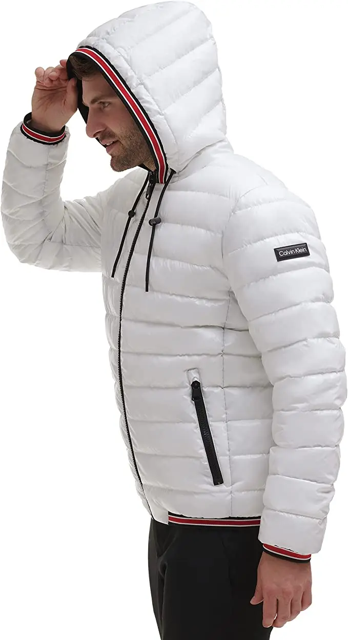 AQTQ Cheap  Warm Duck Feather Custom Logo Hooded Winter Bubble Puff Filled Down Puffer Jackets Coat for Men