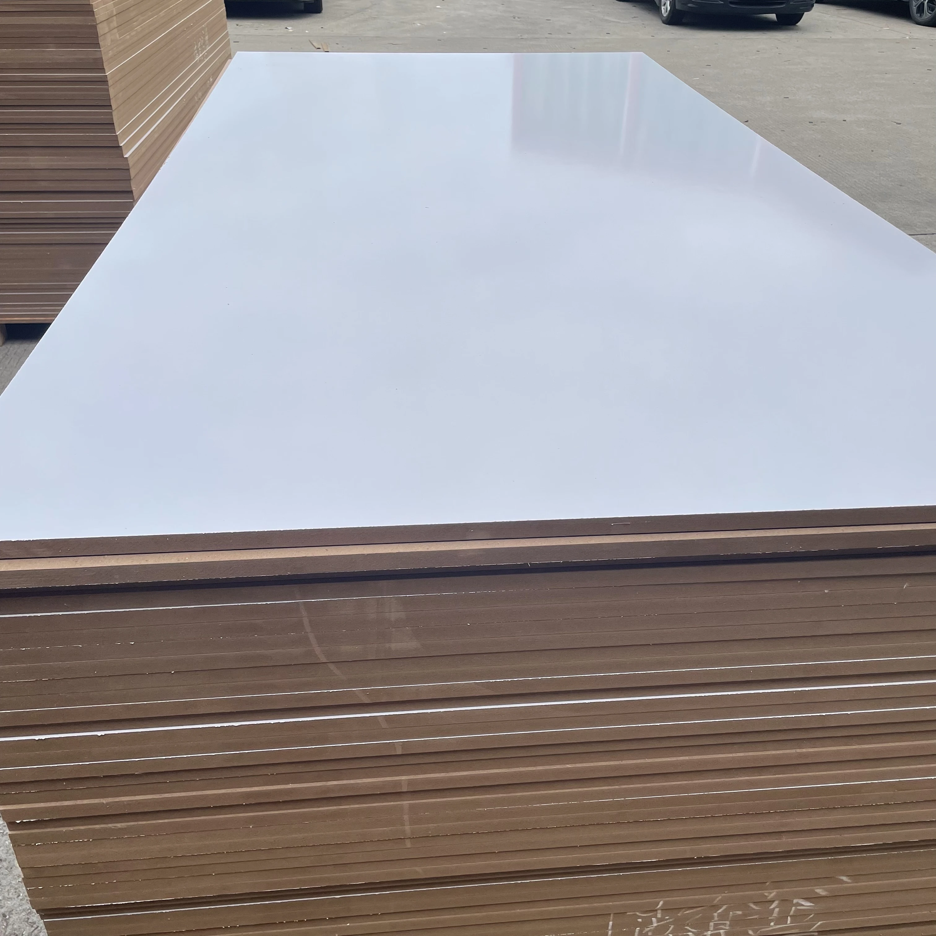 QIXIONG 2023 Mdf Marble Sheet Furniture White Melamine 1220*2440*18mm Super High Gloss Matte Pet Laminated MDF