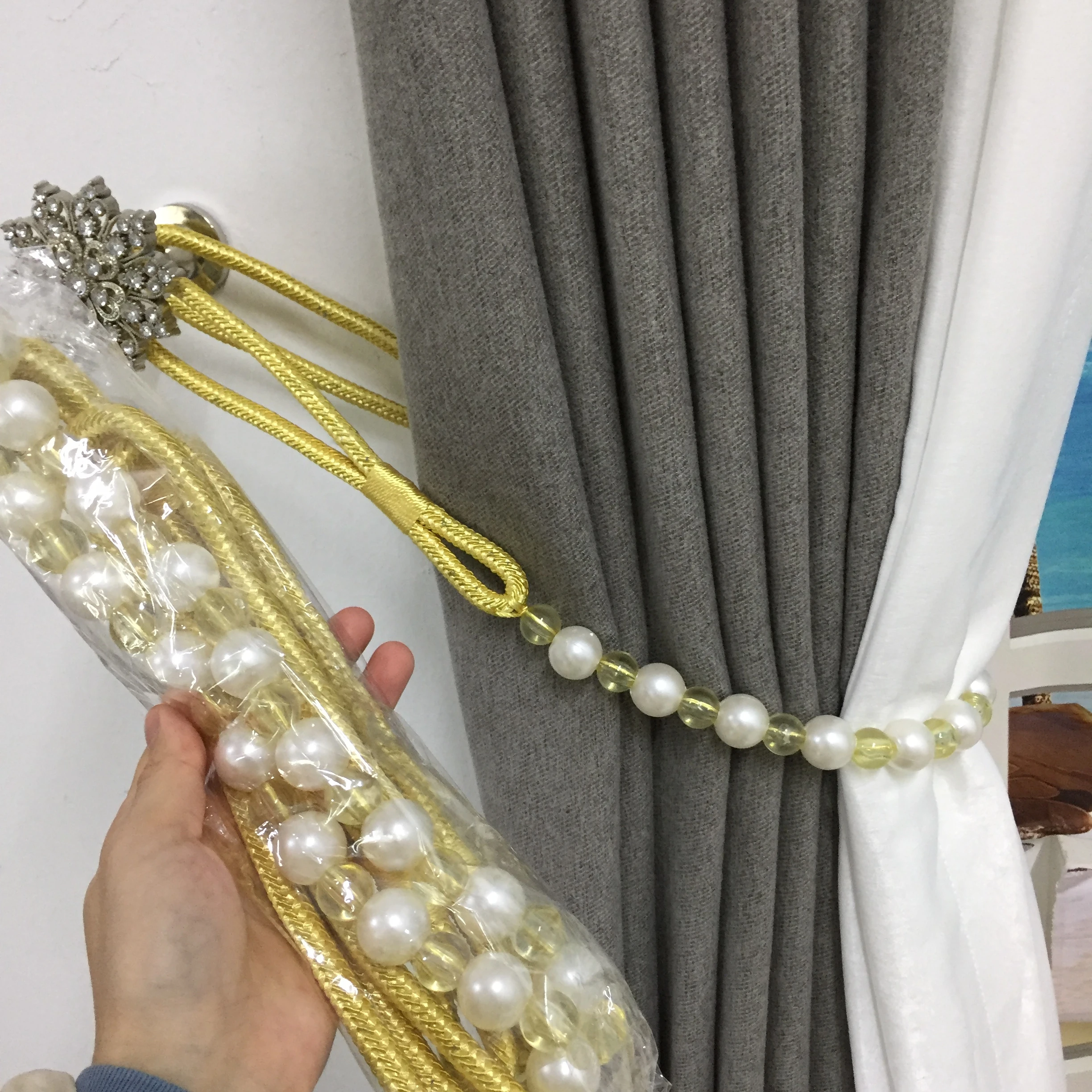Hot sell gold red blue curtain tiebacks decorative pearl curtain accessories tieback hook