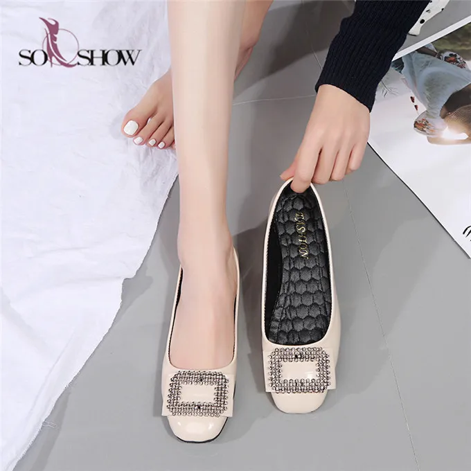 Daily wear fancy ladies beautiful flat shoes with square buckle for women and ladies