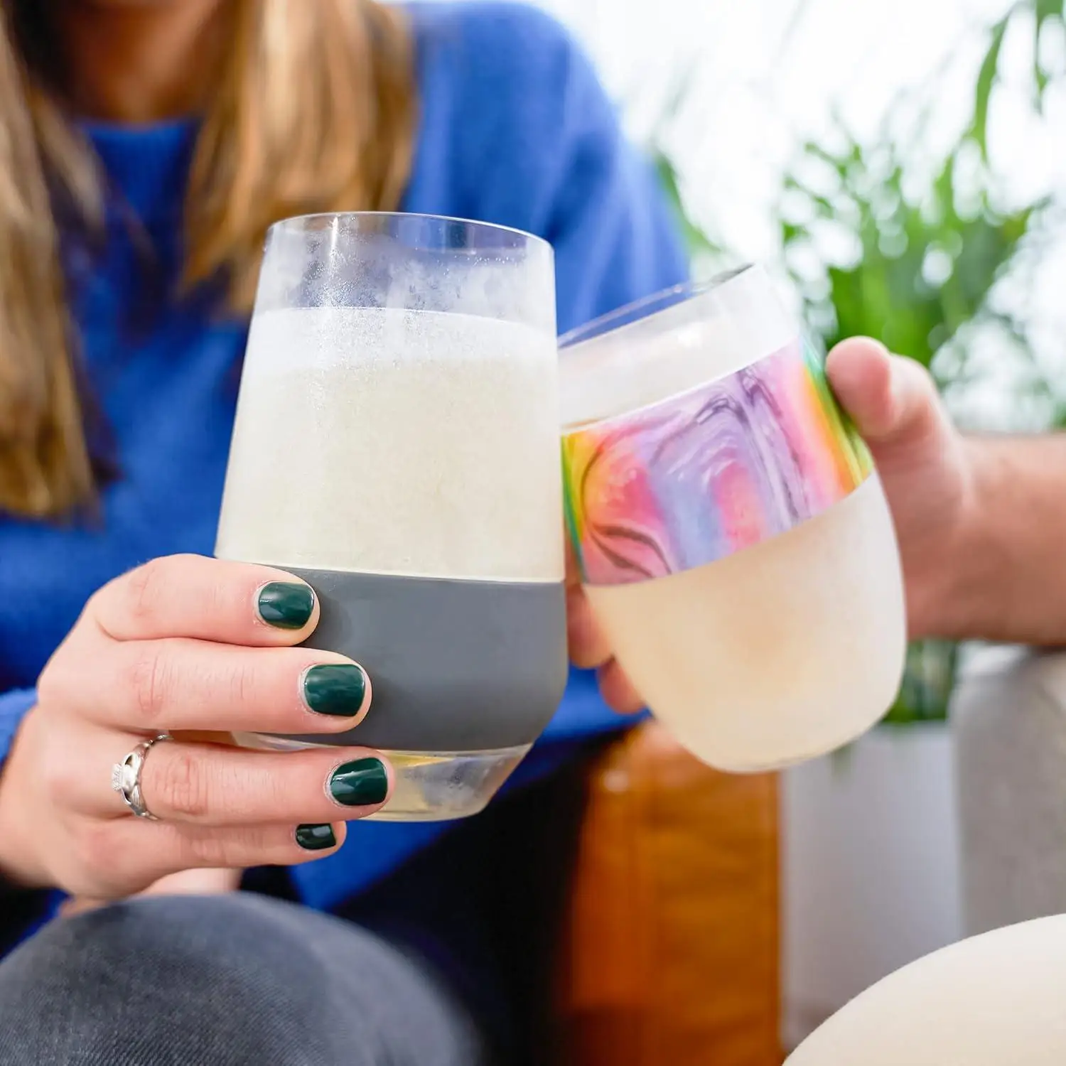 New Style Freeze Transparent Double Wall Beer Mugs Glasses With Grey Silicone Band