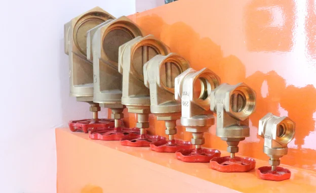 Hot sale 2 inch brass gate valve thread gate valve with iron handlewheel for pipeing system from Yuhuan China