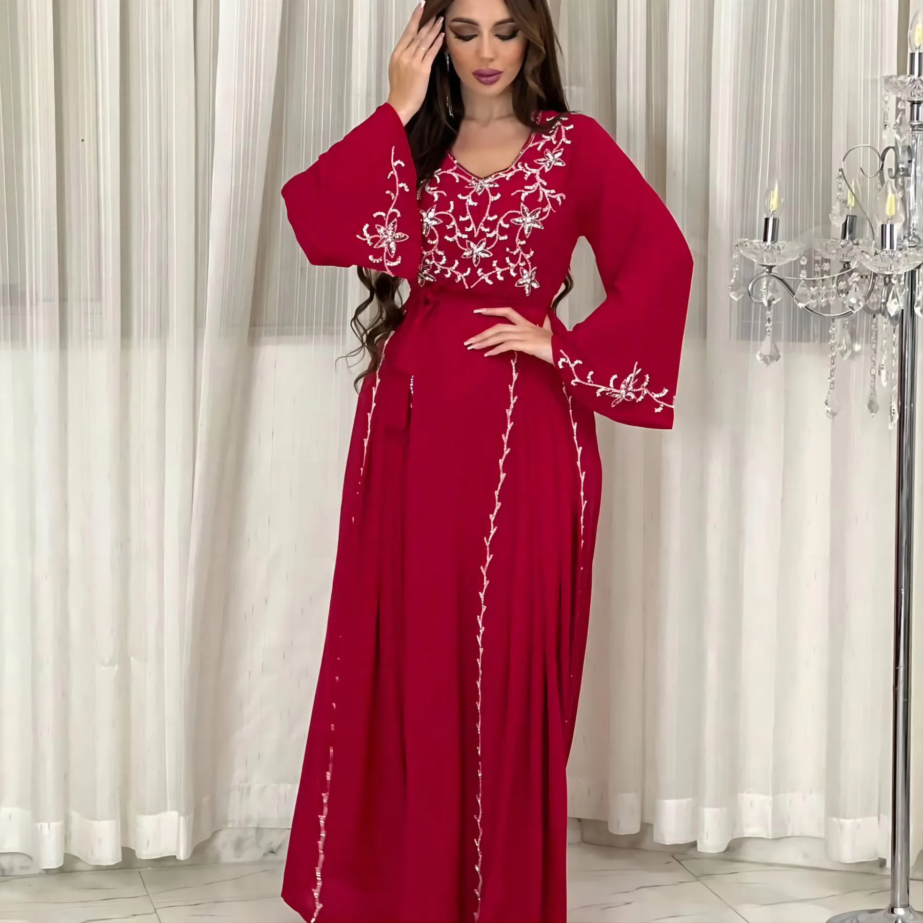 2024 New Muslim Dress Beautifully Embroidered Islamic Clothing Fashion Kimono Arabic Style Dubai Abayas