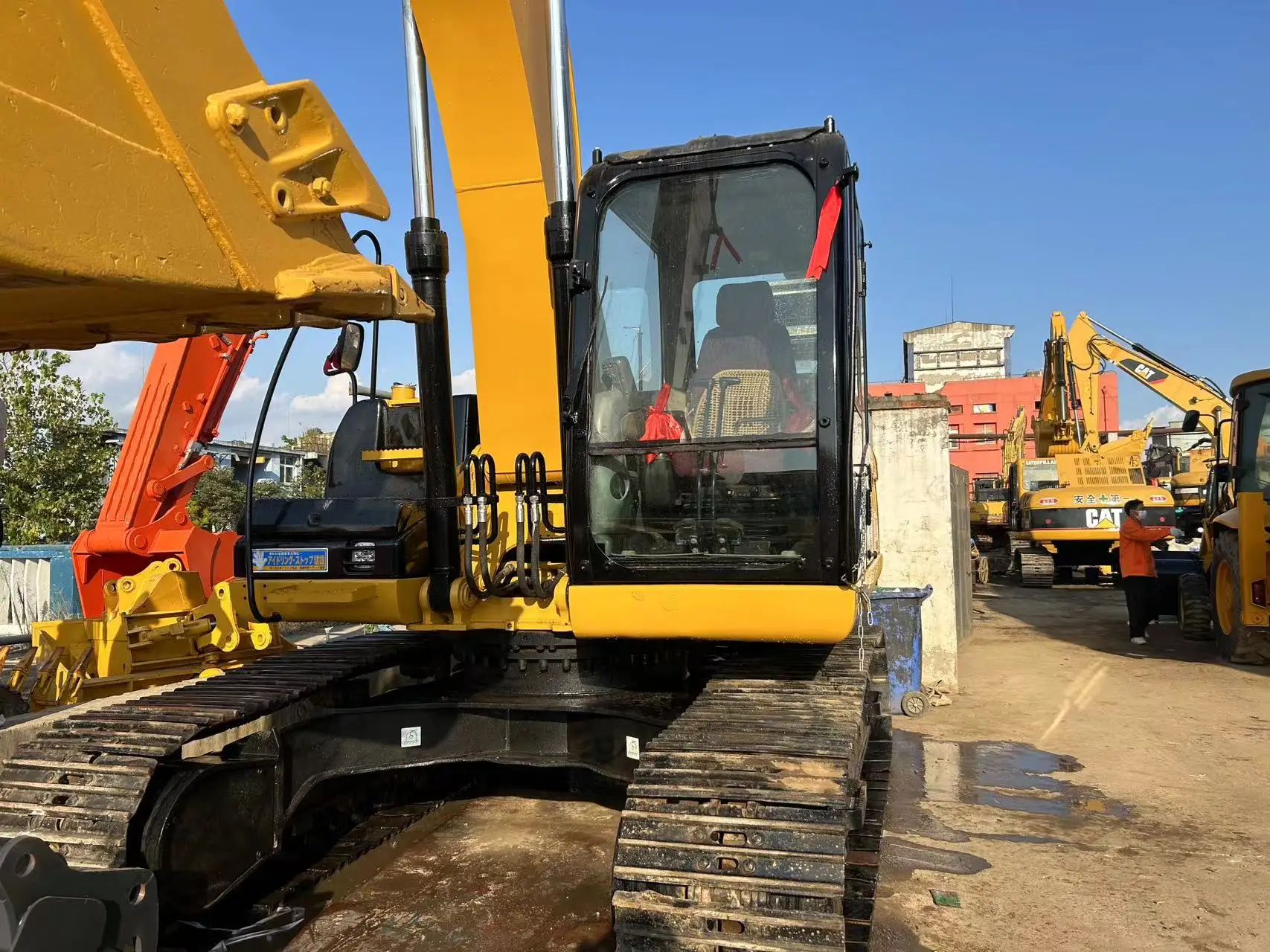 Лидер продаж 20 тонн CAT320D экскаваторы оригинальные Гусеничные 320B 320D