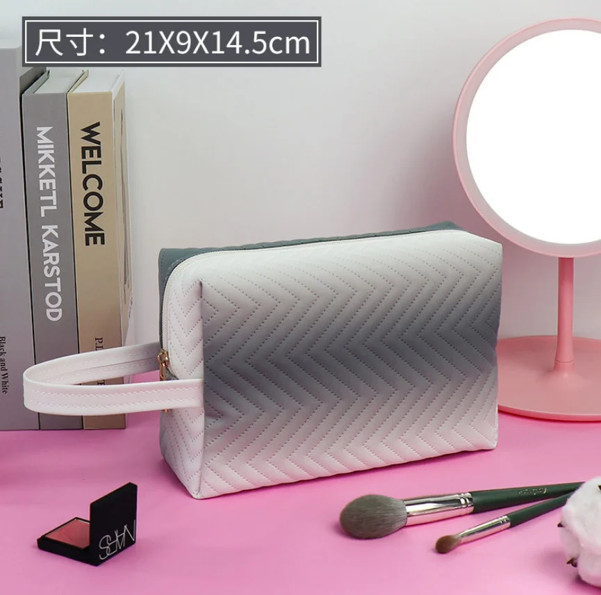 The New 2022 Women Cosmetic Bag Pink Blue Black Purple Cross Grain Pu Semicircle Clutch Storage Wash Bag Custom Logo Shape Miss