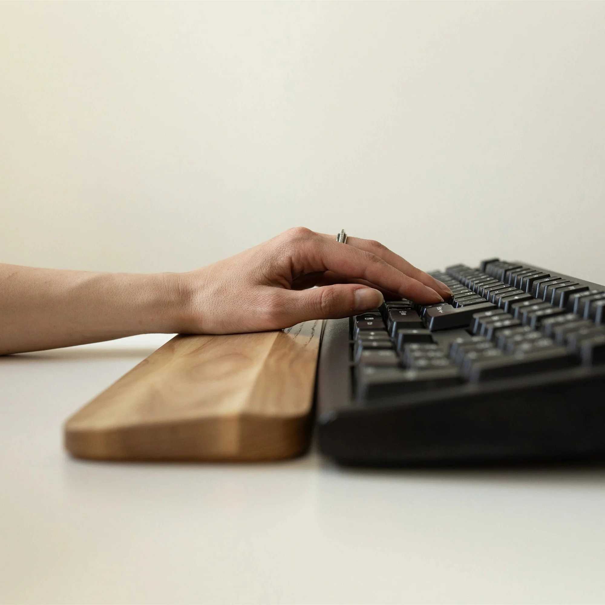 Luxurious custom ergonomic office typing split wooden bamboo keyboard wrist rest and mouse pad rest