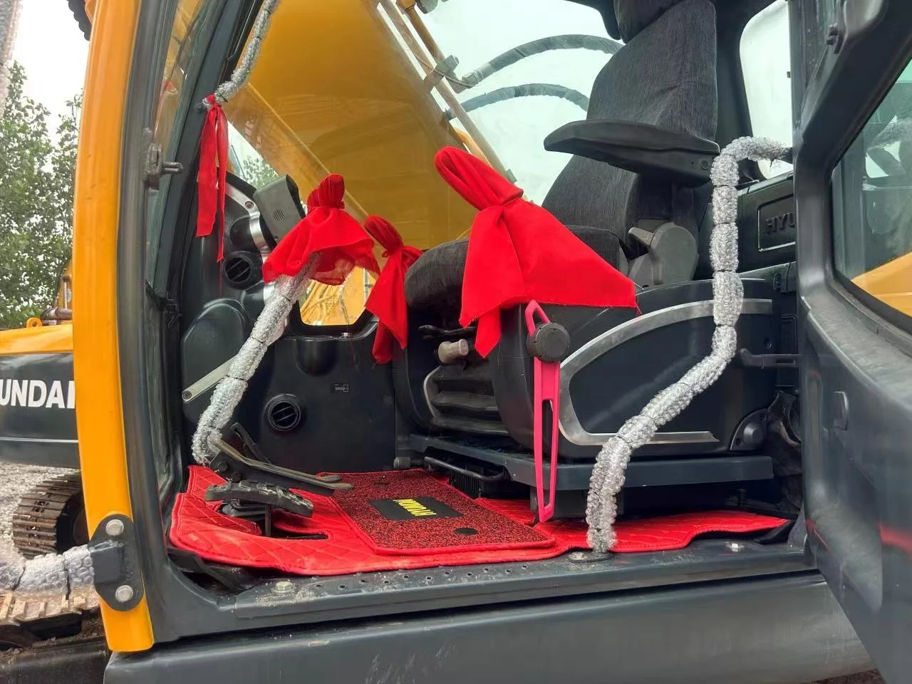 Excavator Hyundai 220LC-9s korean excavators simple engine machine construction equipmentExcavator Hyundai 220LC-9s korean excav