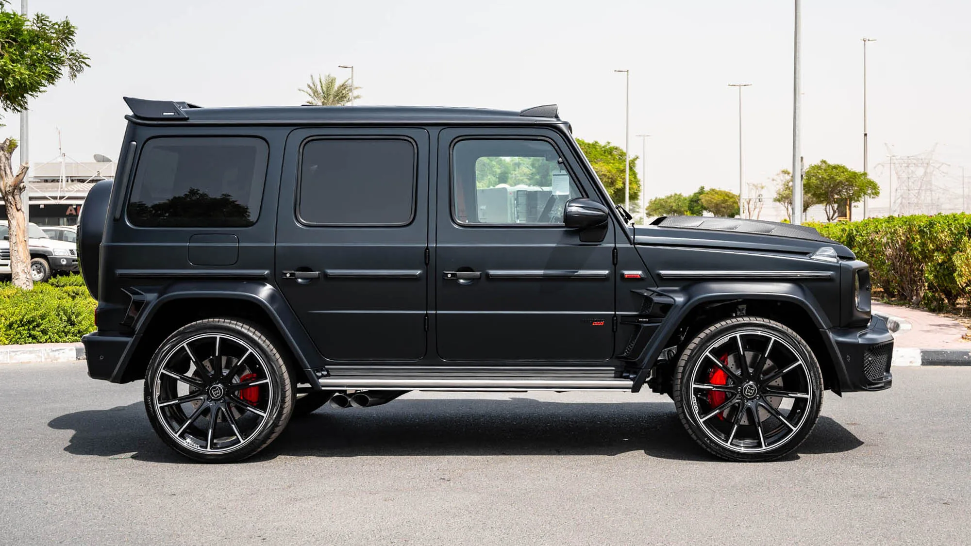 PERFECTLY USED MERCEDE S BEN Z G63 BRABU S 4.0P 2022 AVAILABLE  FOR SHIPPING