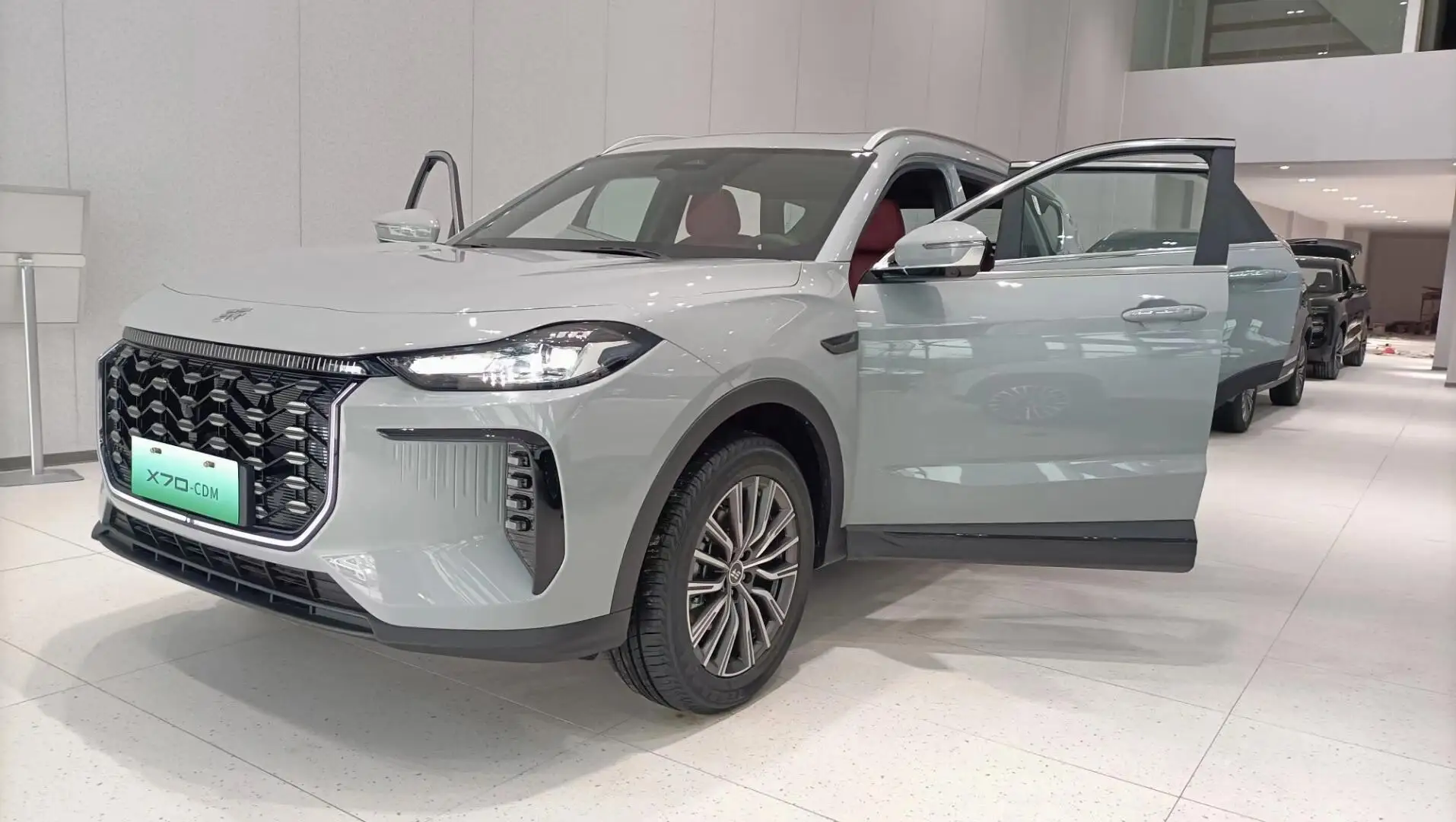 2024 Chery Jetour x70 c-dm 1 5 T Авто мест 7 Средний внедорожник бензиновый гибридный автомобиль chery Jet cdm