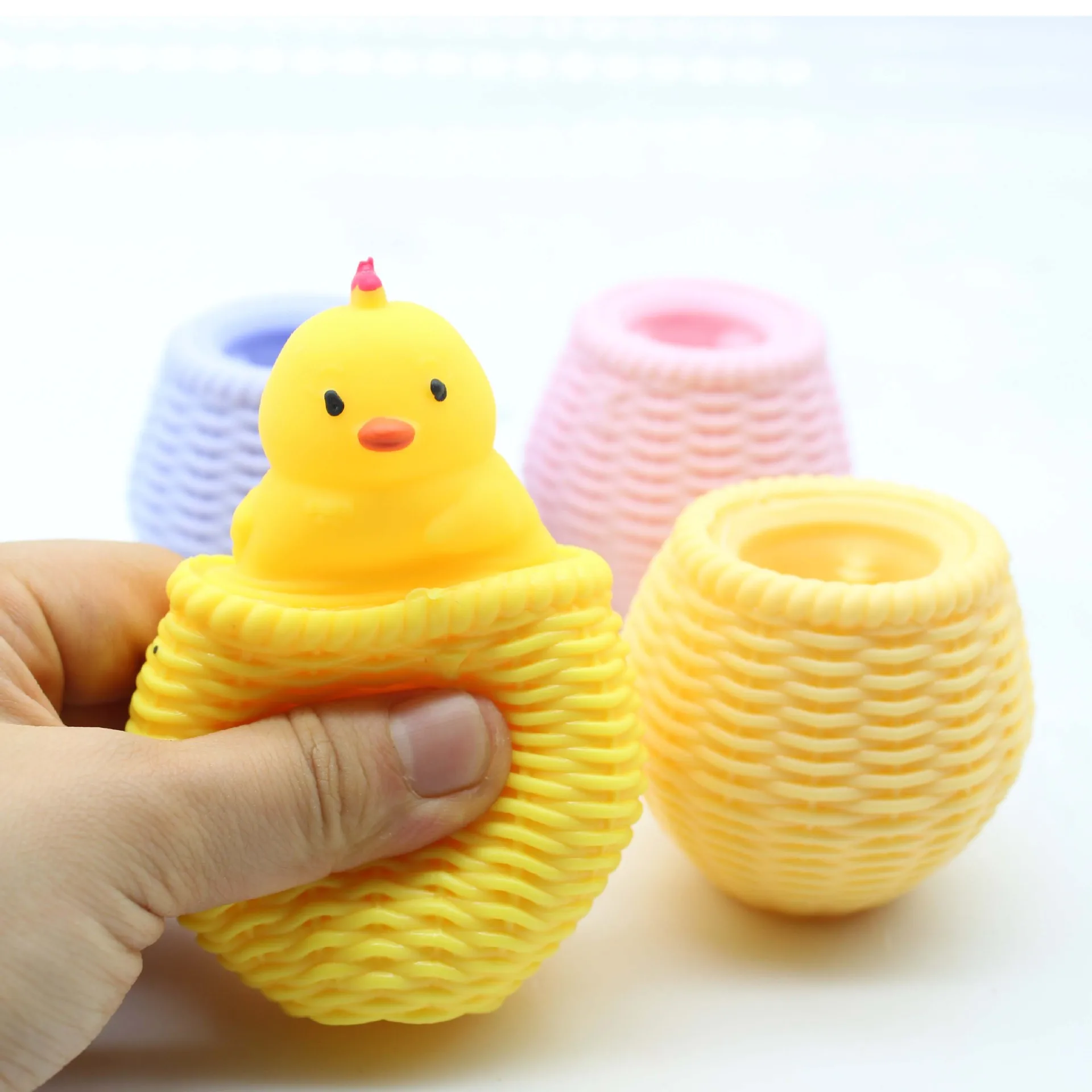 New Strange Chicken Cage Cup Decompression Cute Pet Pinch Music Squeeze Vent Lovely Chicken Toy Stress Reliever Toys GG