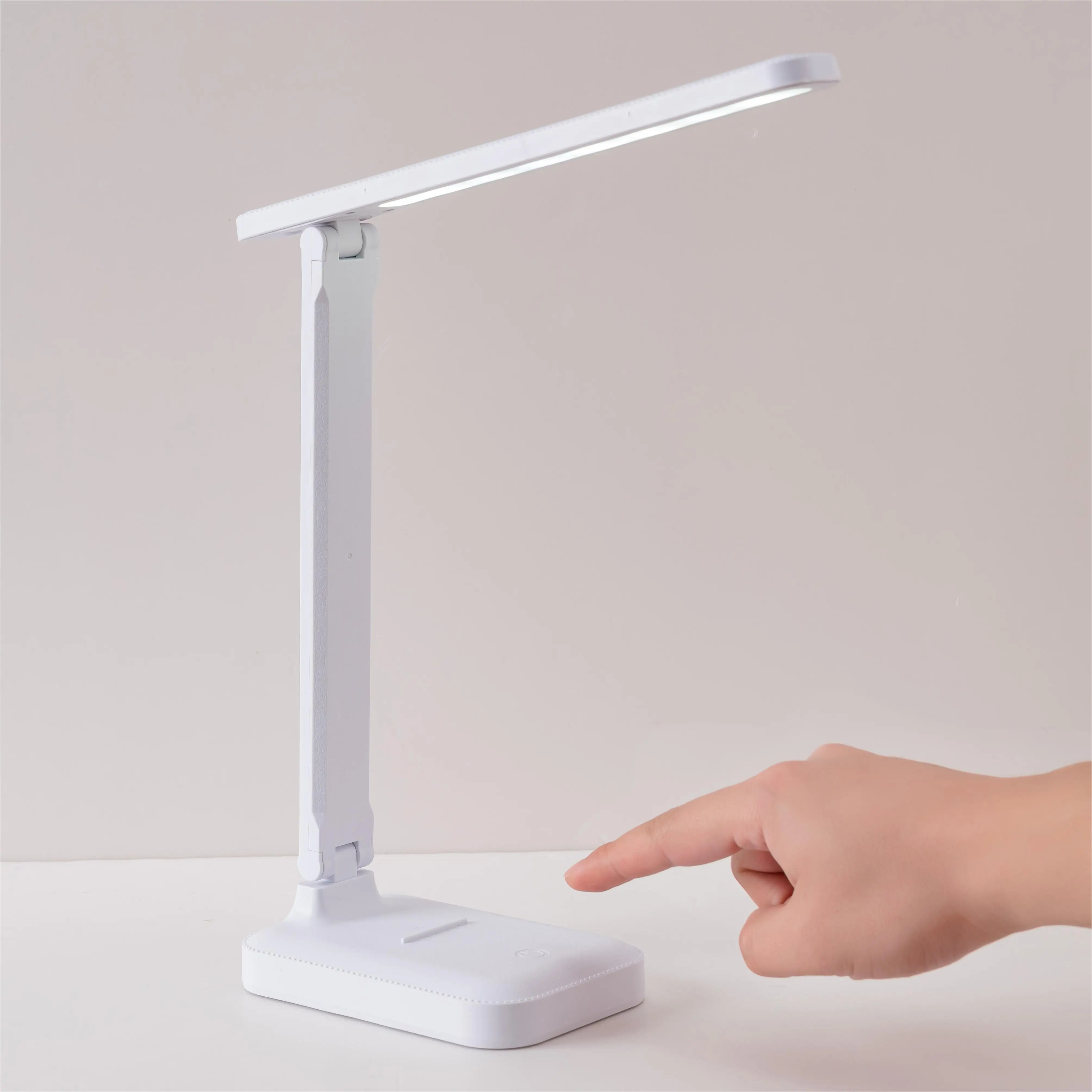 Eye Protection Foldable Led Desk Lamp Modern Bedroom Rechargeable Study Light with USB Charging Port