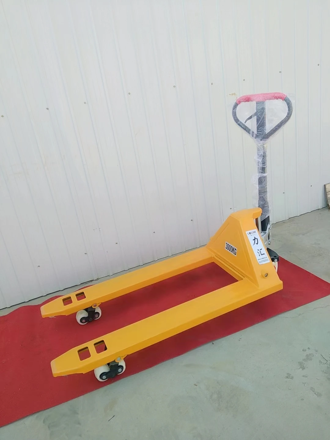 hot selling 3T 685mm durable manual handling pallet truck for construction