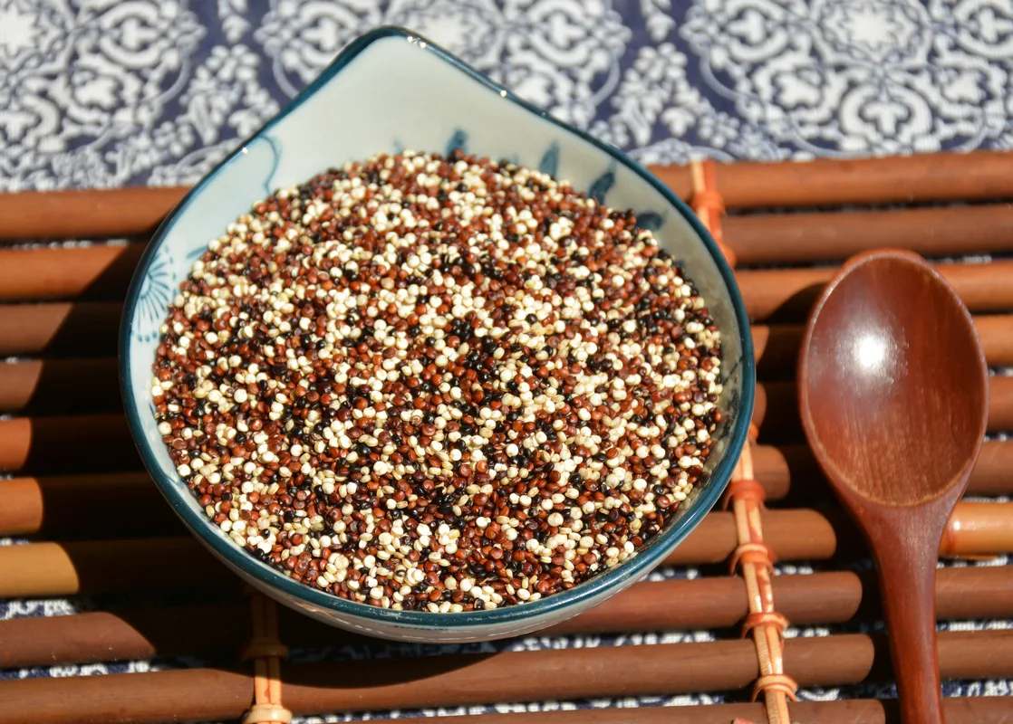 Organic and high-quality tricolor blended quinoa at a reasonable price