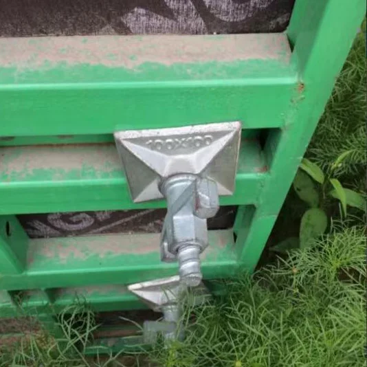 Adjustable steel frame plywood square column formwork