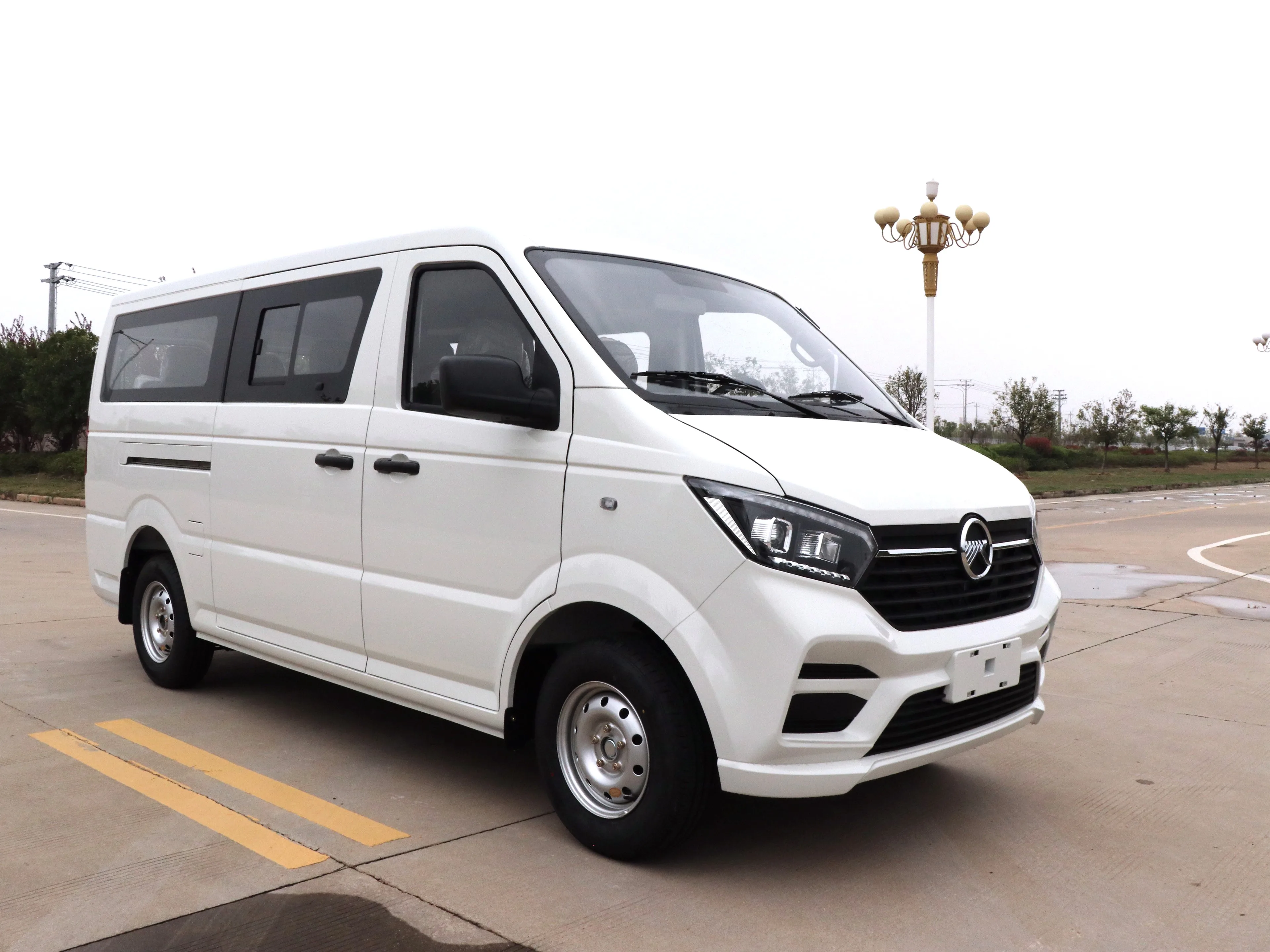 Best Selling Mini Van KAMA Euro3 Euro4 Passenger van 8Seats 11 Seats Cheap Small Box Truck