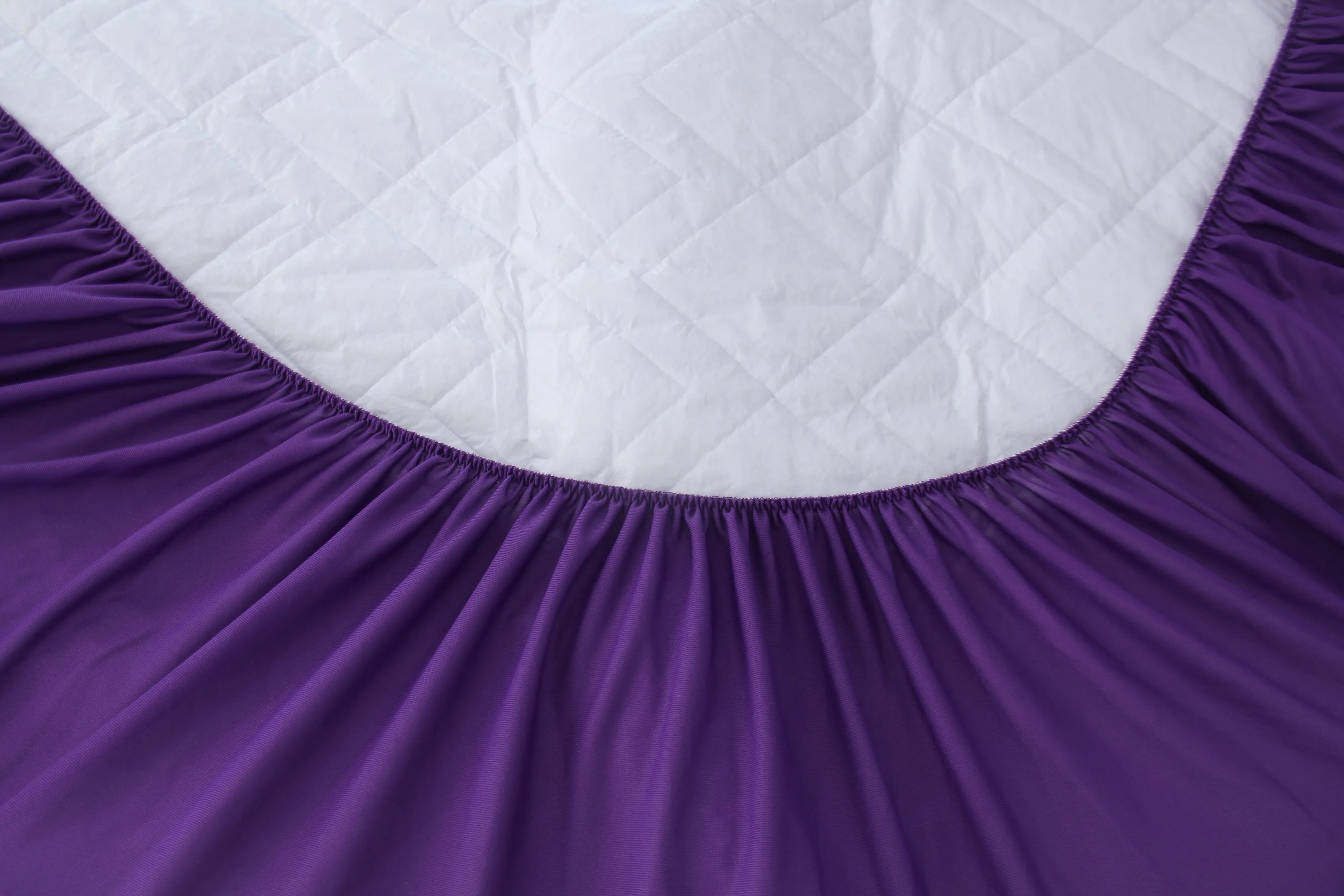 Mattress Cover for Your Home Quilted Soft Waterproof Purple Color Bedroom OEM 100% Polyester 40 Adults Plain Knitted Bed Mat