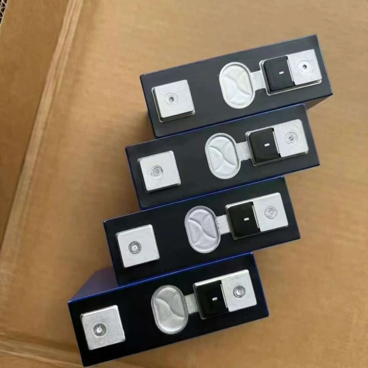 Svolt Rechargeable Prismatic 6000 Cycle Life 3.2v 106ah LFP Lithium Iron Phosphate Lifepo4 Battery Cells for Solar Home Energy