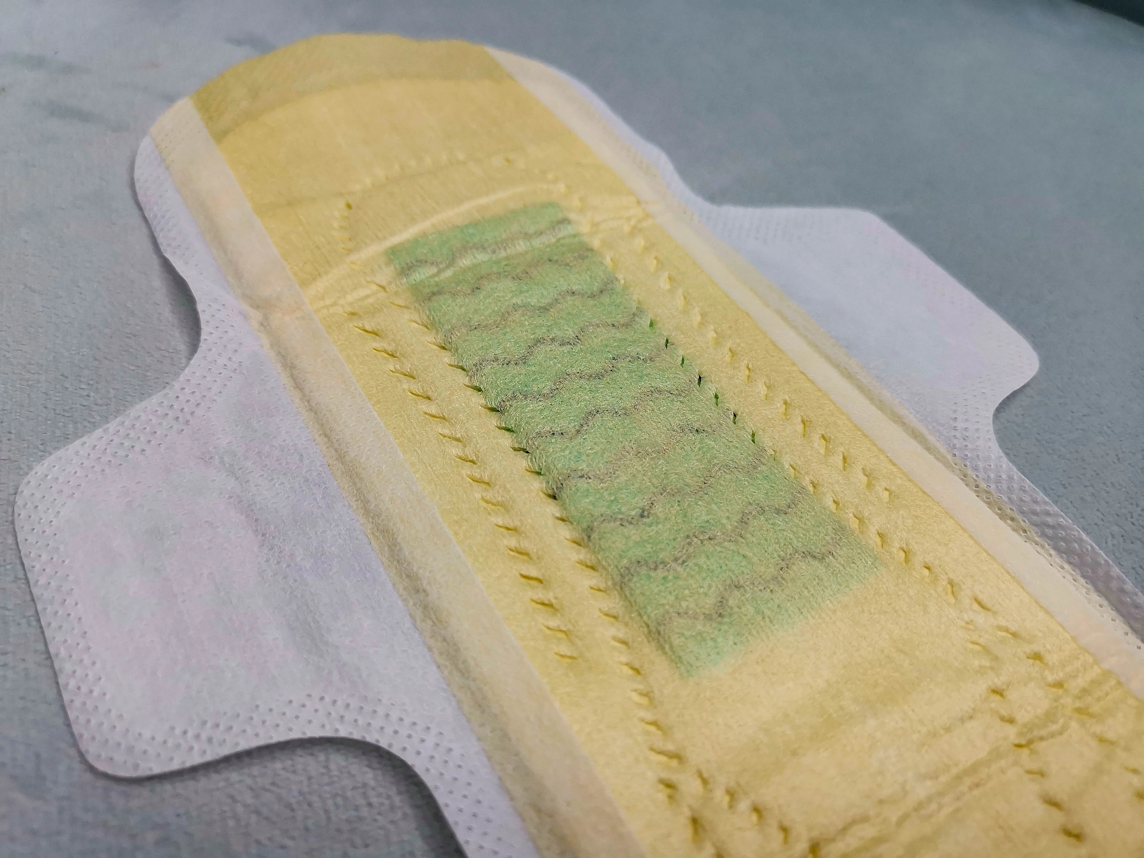 Feminine Hygiene Private Label Organic Bamboo Cotton Eco Disposable Sanitary Napkins Elderly Menstrual Pads