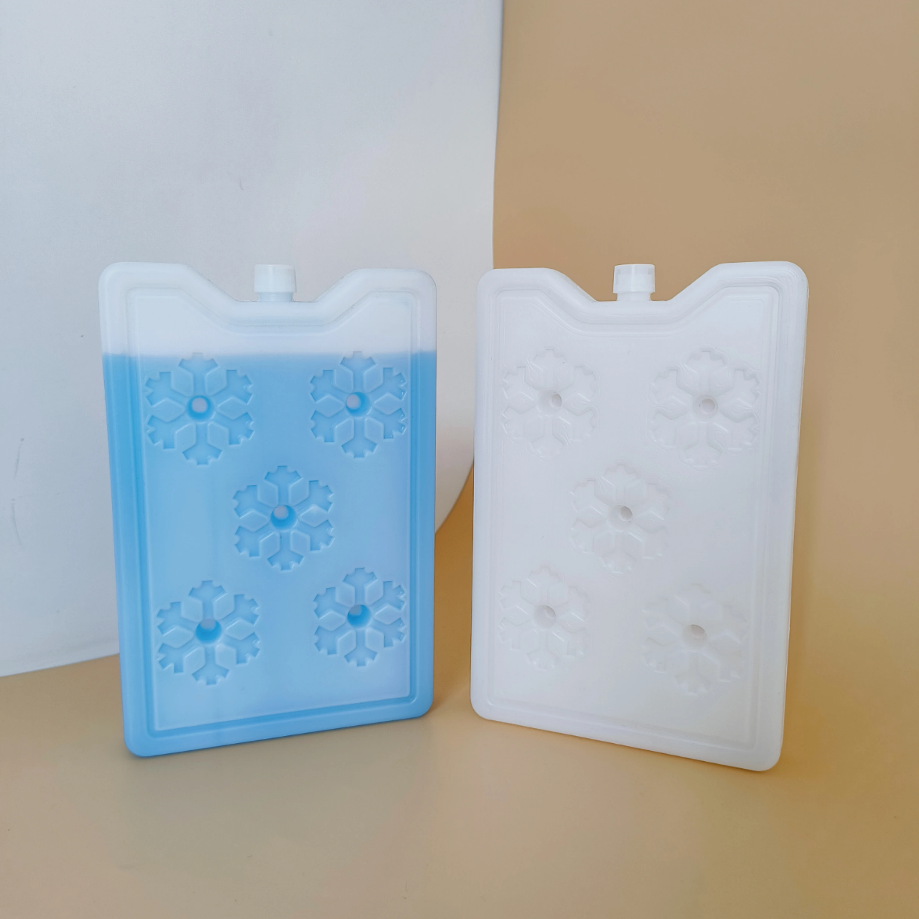700g wholesale low price cold chain freezer ice cube ice bricks for insulated cooler and lunch box ice bricks