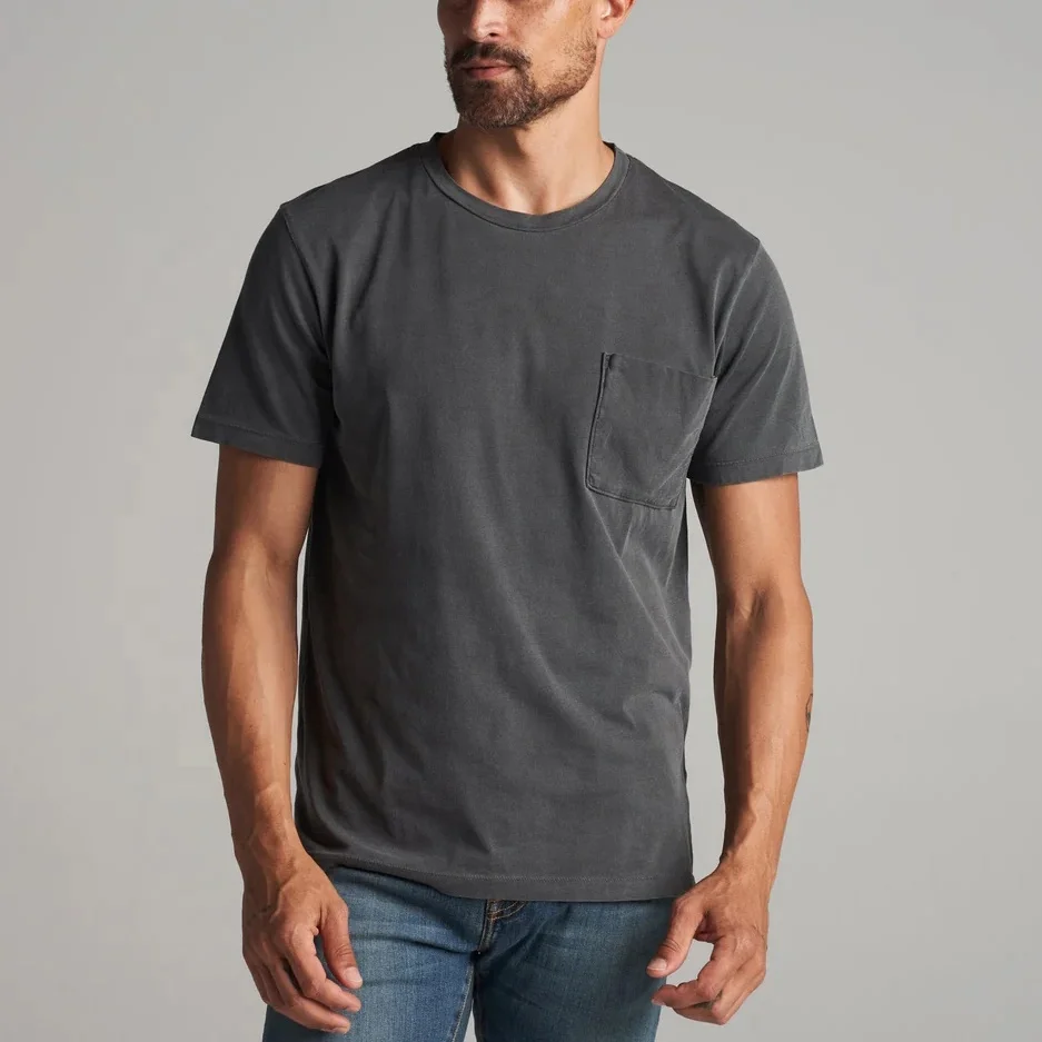 Wholesale Premium Men 100% Cotton Comforts Fit T-Shirts with Draped Pocket Casual Sporty Tees with High/Low Split Side Seam