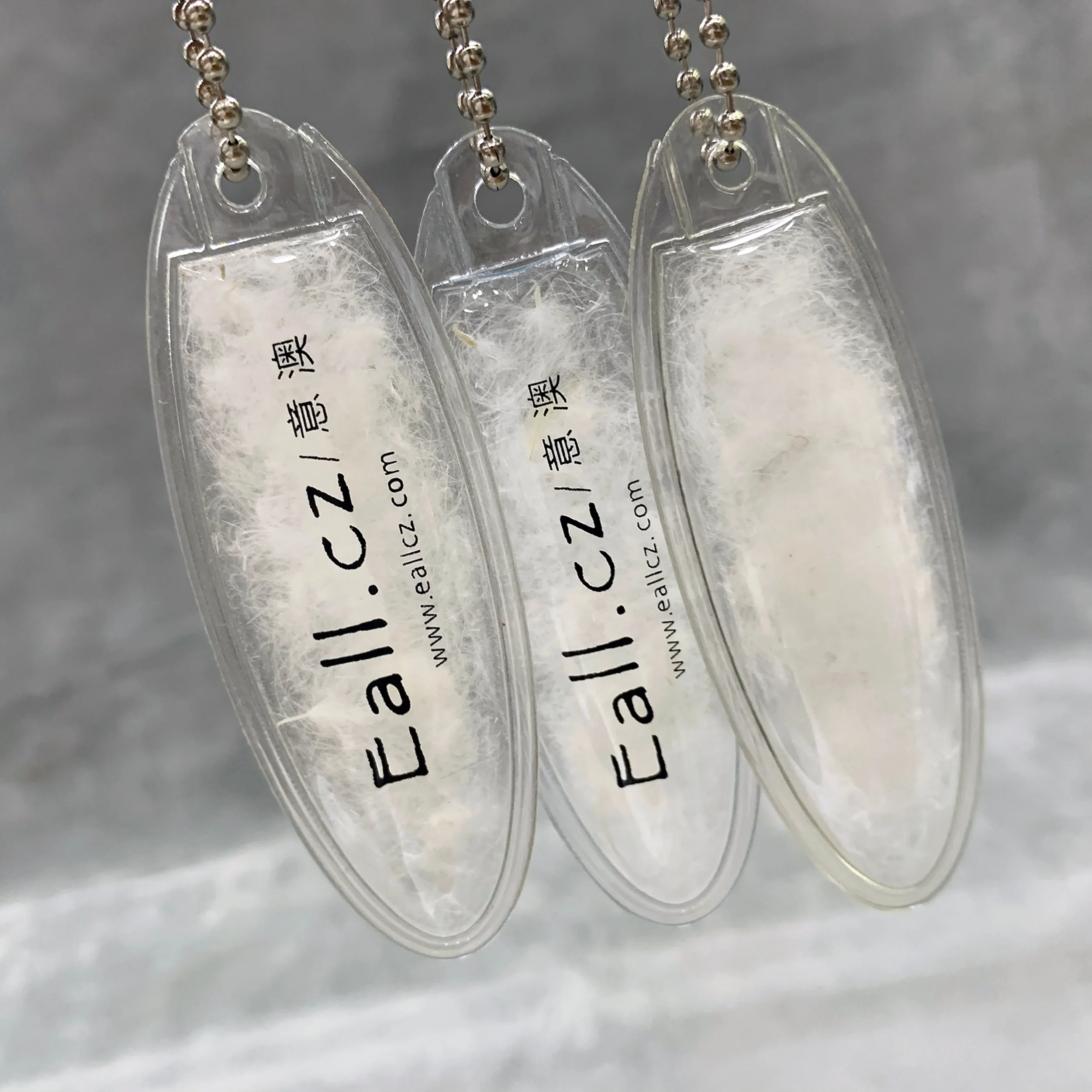 Custom With Metal Ball Chain Down Jacket Clothes Velvet Plastic Seal Inflatable Air Down Feather Elastic Hang Tag