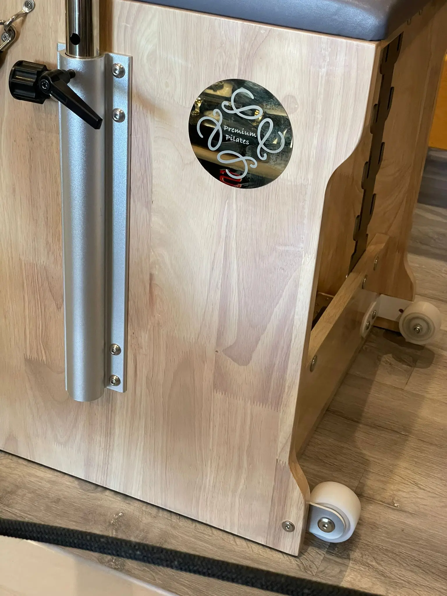 JUNYIRUN Chair Pilates Fitness Equipment Pilates Combo Chair Wooden Yoga Studio Pilates Chair