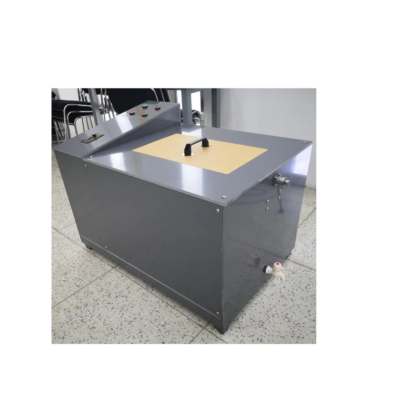 Небольшая автоматическая машина для распыления печатных плат для травления печатных плат PM142