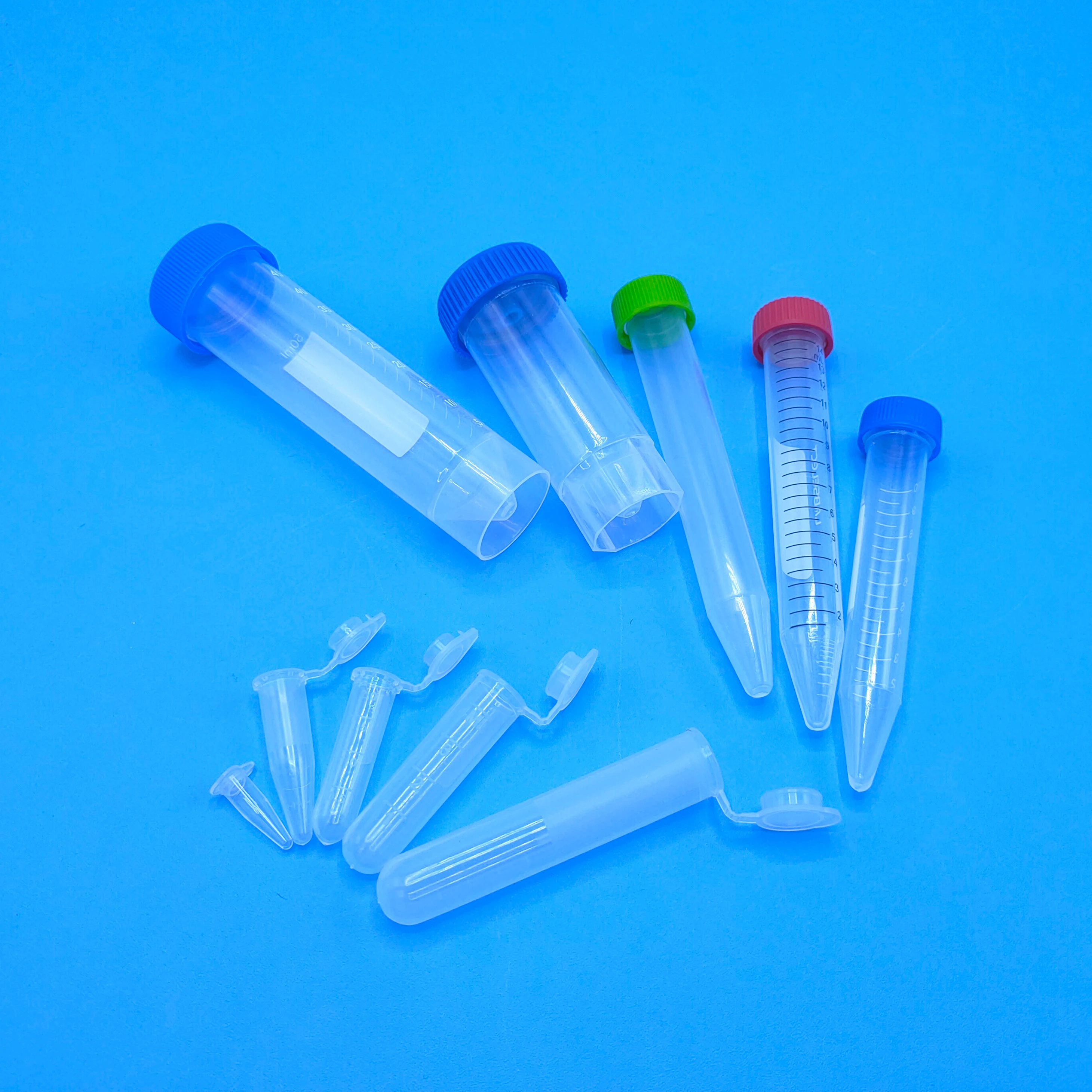 Laboratory graduated centrifuge tube Transparent sterilization conical PP centrifuge tube with lid