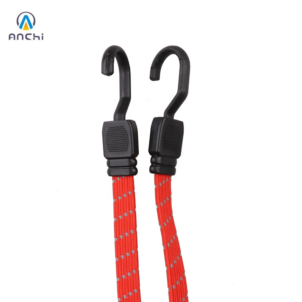 Эластичный отражающий плоский банджи-шнур шириной 18 мм 77 см со стальными крючками с полипропиленовым покрытием