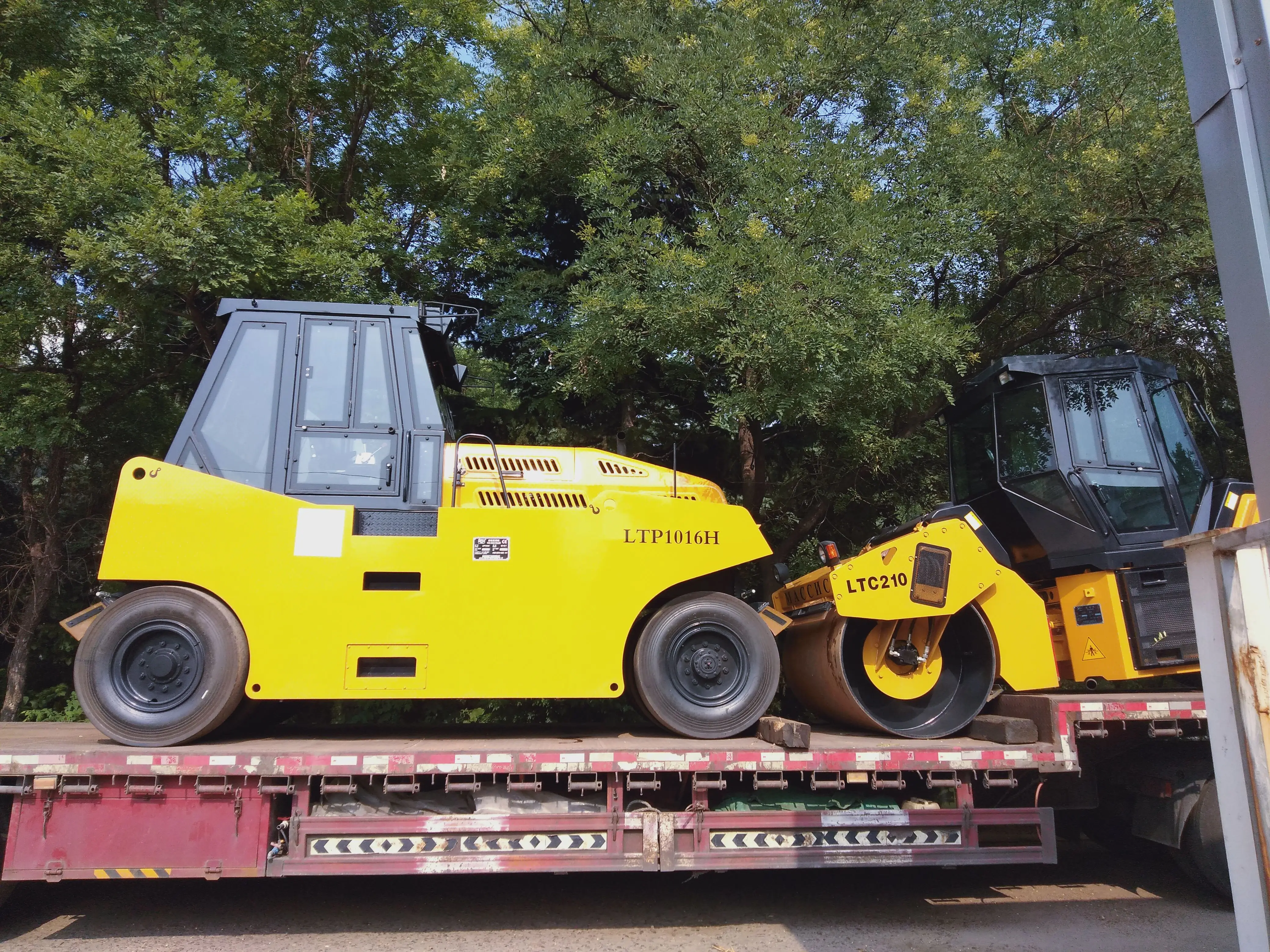 Lutong LTC210 10 тонн 75 кВт Дорожный Каток Гидравлический двойной барабан Вибрационный для дорожного строительства