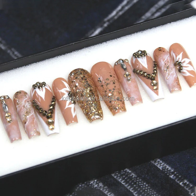 Custom Luxury Designed Reusable Pink Nude False Nail Artificial Nails Short Acrylic Press On Nails For Woman With Glue