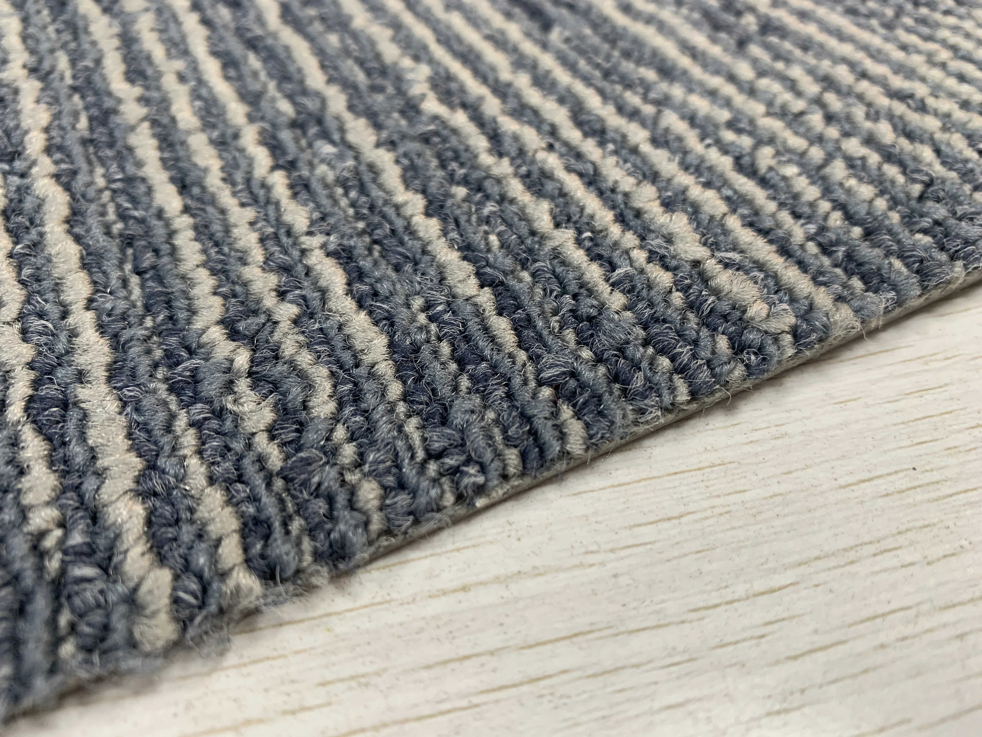 50*50CM and 25*100CM PP Surface Material with PU Backing Carpet Tiles