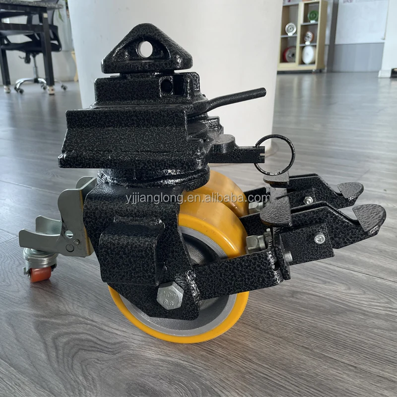 P container caster3.jpg