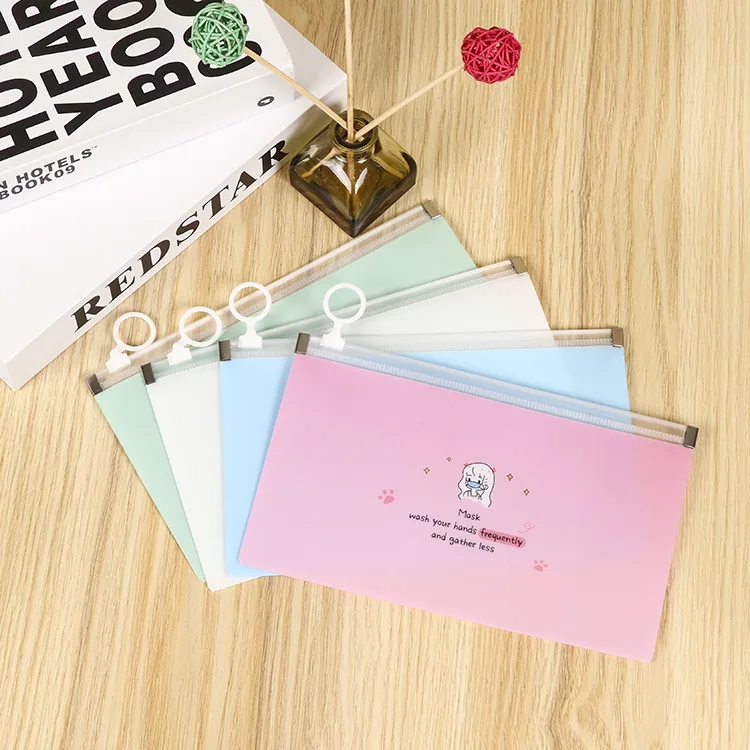 Plastic Portable Face Maskes Storage case Bags