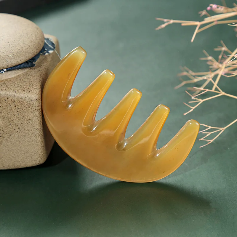 Chinese Traditional Trigger Point Therapy Guasha Scraping Massage Comb Wide Tooth Hair Comb Horn Head Massage Scraping Comb