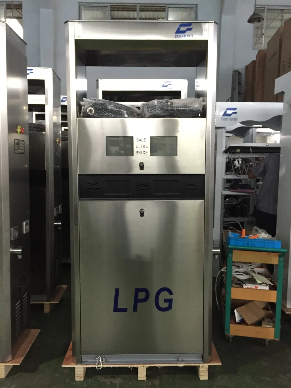 Hot selling (gaskit available) LPG dispenser with LPG multistage pump in LPG station