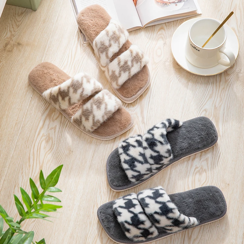 
Latest design Plush wholesale Slipper 