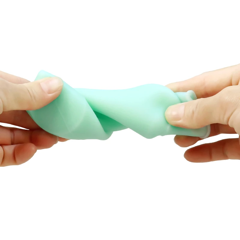 Hot sale leakproof reusable shampoo squeezable travel bottle tubes sauce squeeze bottle silicone travel bottles for toiletries