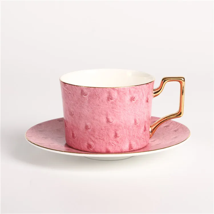 Low MOQ pink color gold rimmed cappuccino coffee cups / wedding cup saucer set