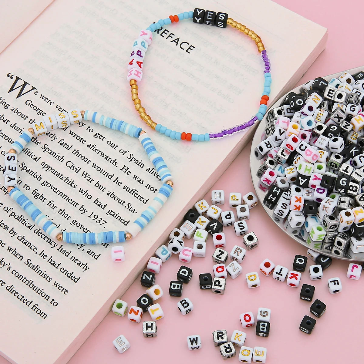 Factory Price Colorful Loose Acrylic English Cube Letter Beads Square Alphabet Beaded For Diy Bracelet bag Other Jewelry Making